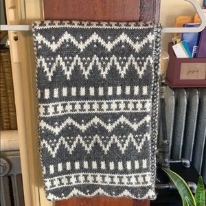 American Eagle infinity scarf